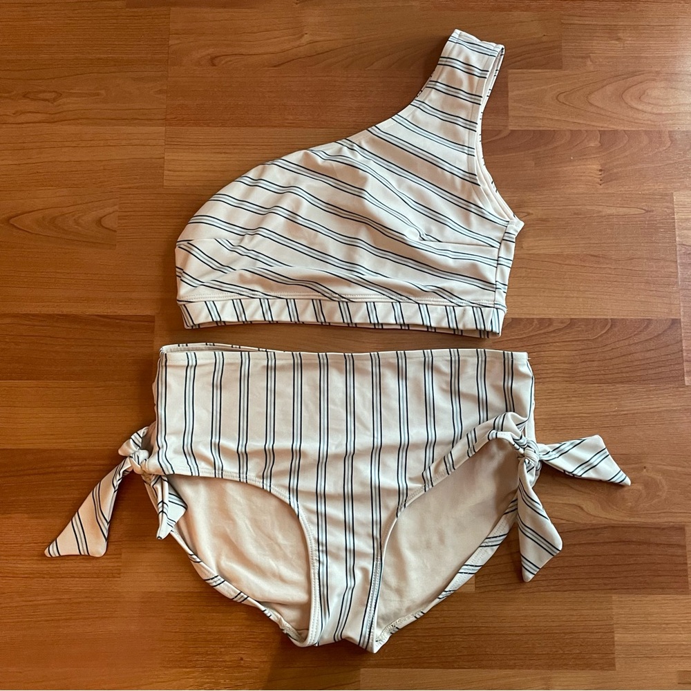 Albion High Seas Swim Set